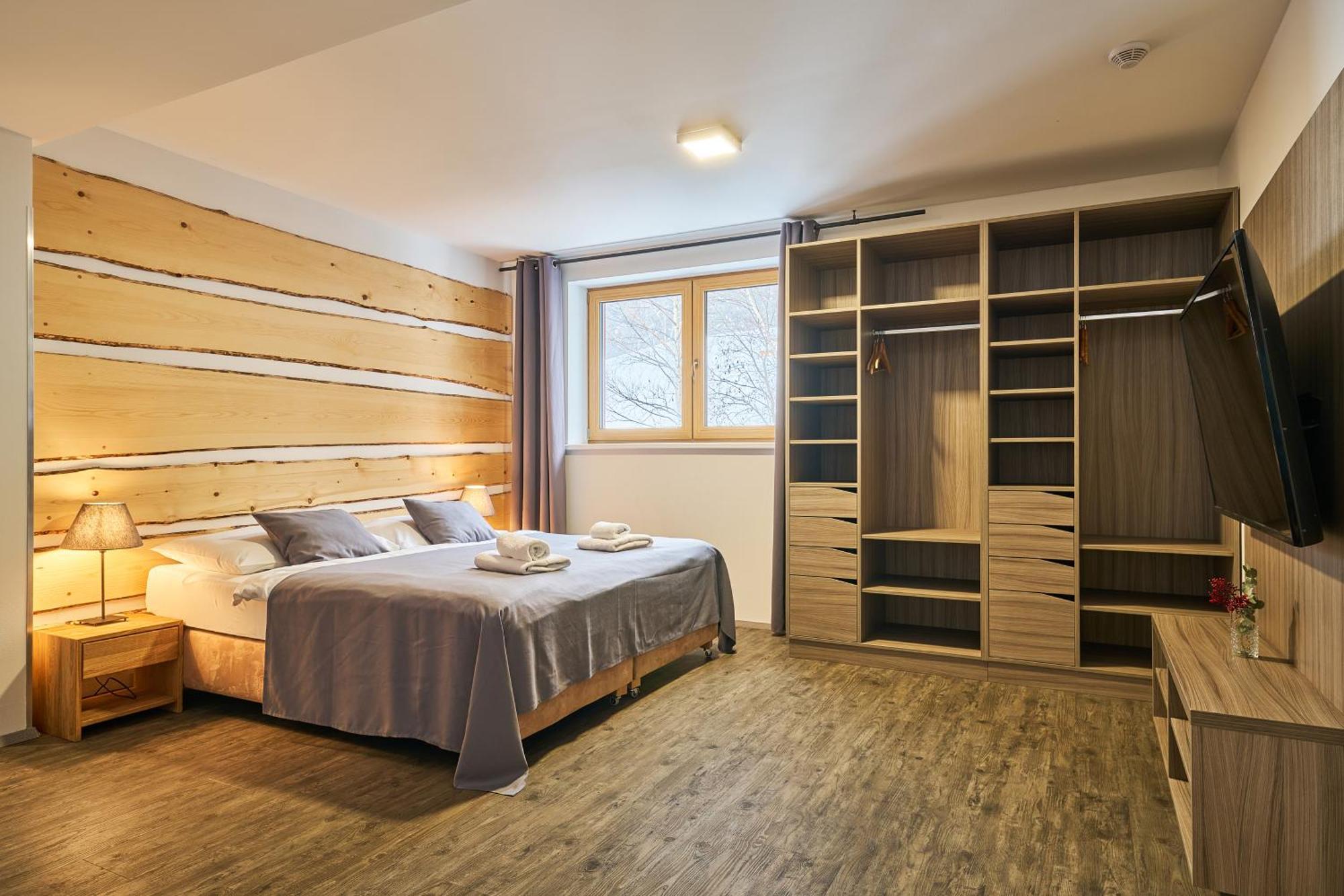 Hotel Obzor Пец под Снежко Екстериор снимка