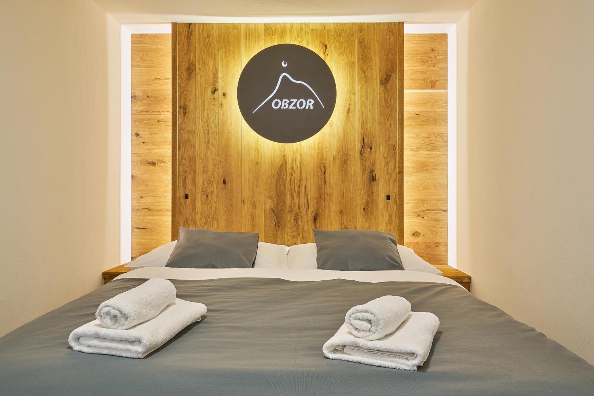 Hotel Obzor Пец под Снежко Екстериор снимка