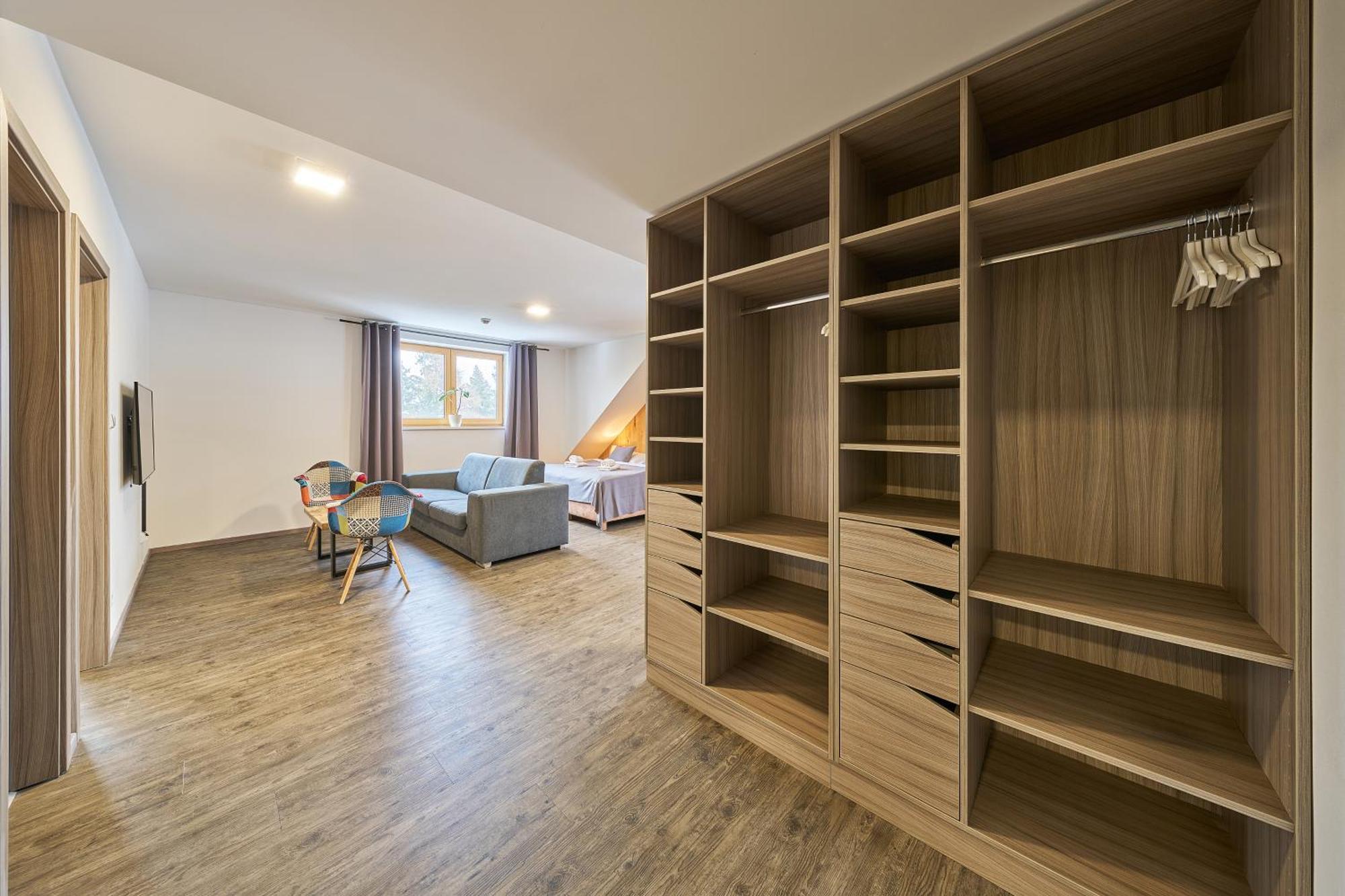 Hotel Obzor Пец под Снежко Екстериор снимка