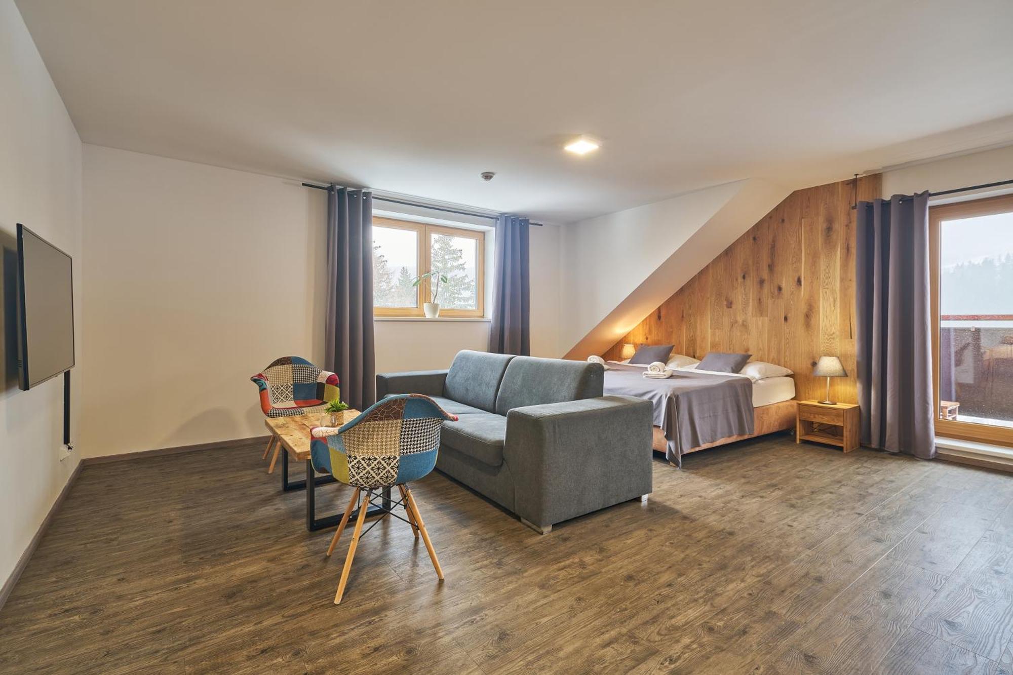 Hotel Obzor Пец под Снежко Екстериор снимка