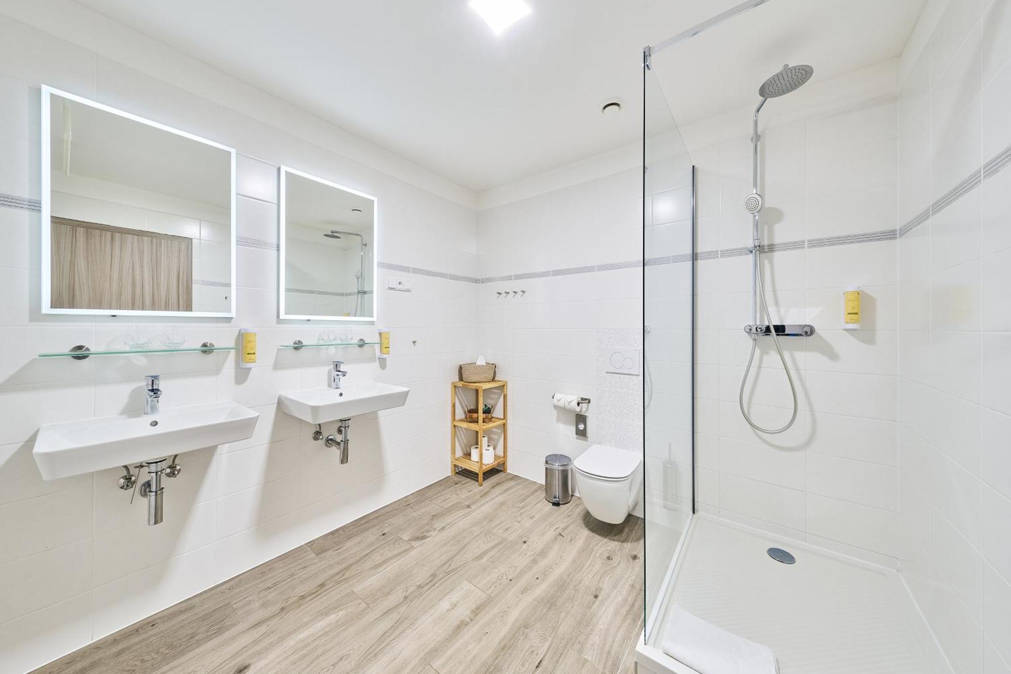 Hotel Obzor Пец под Снежко Екстериор снимка