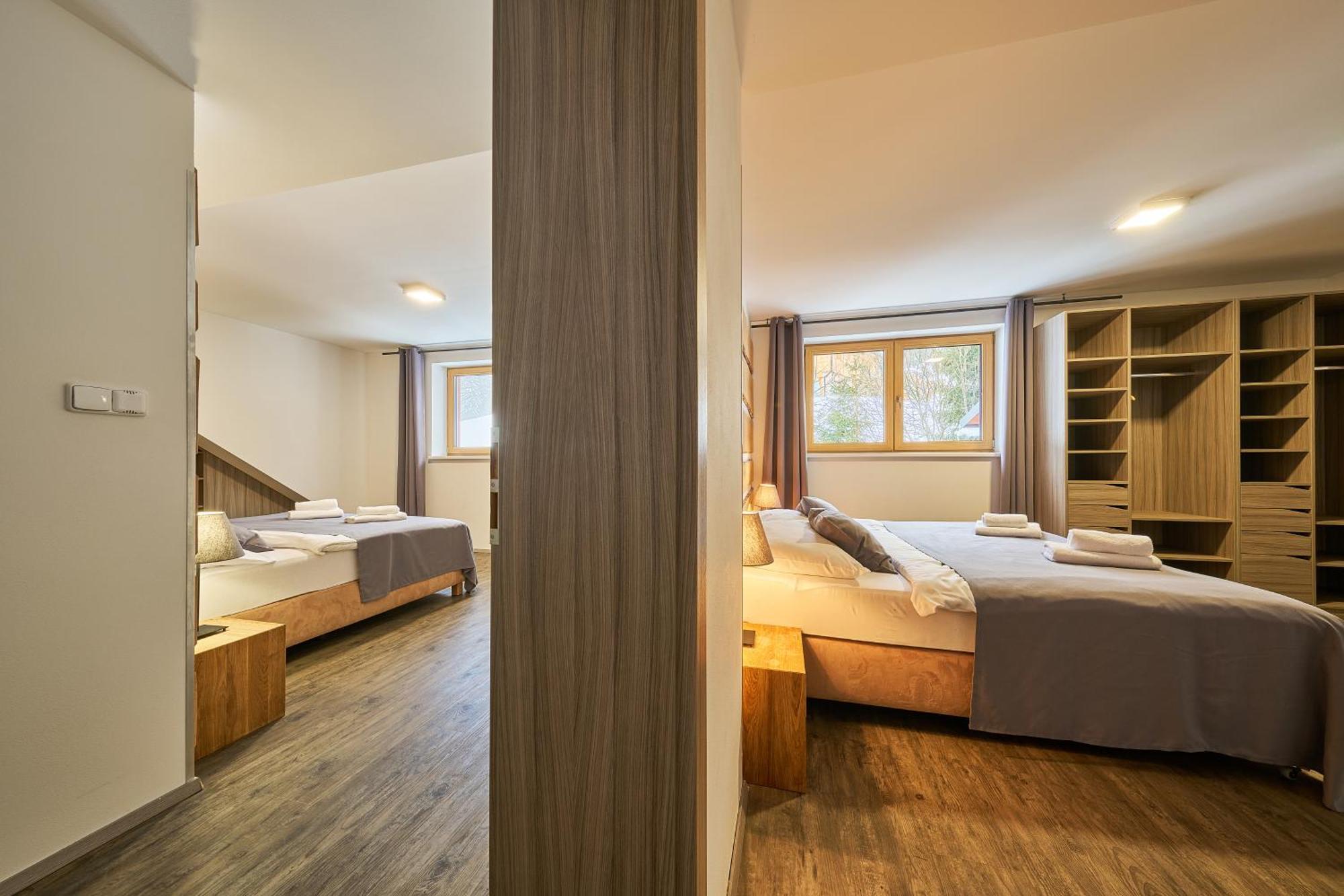 Hotel Obzor Пец под Снежко Екстериор снимка