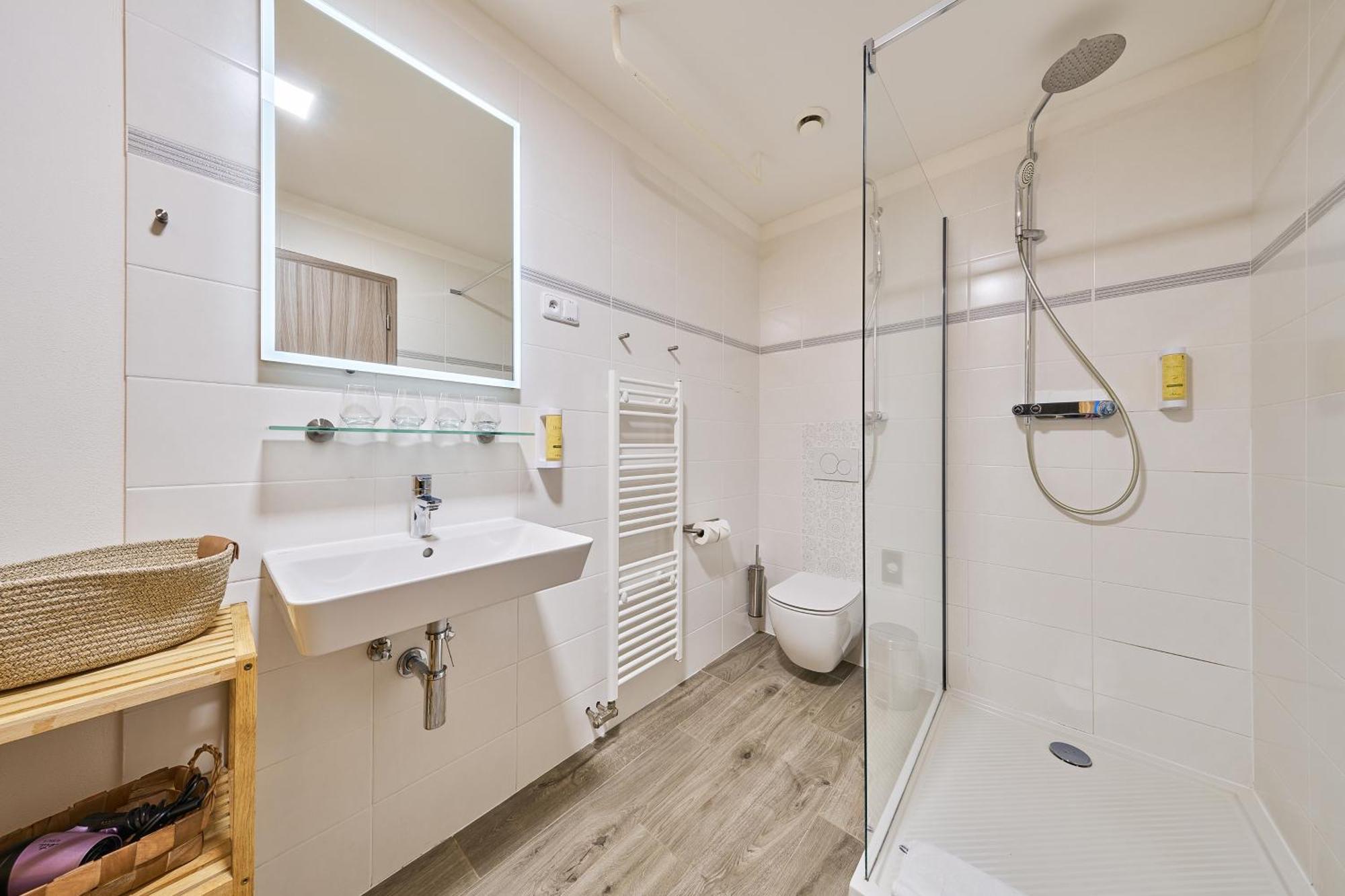 Hotel Obzor Пец под Снежко Екстериор снимка