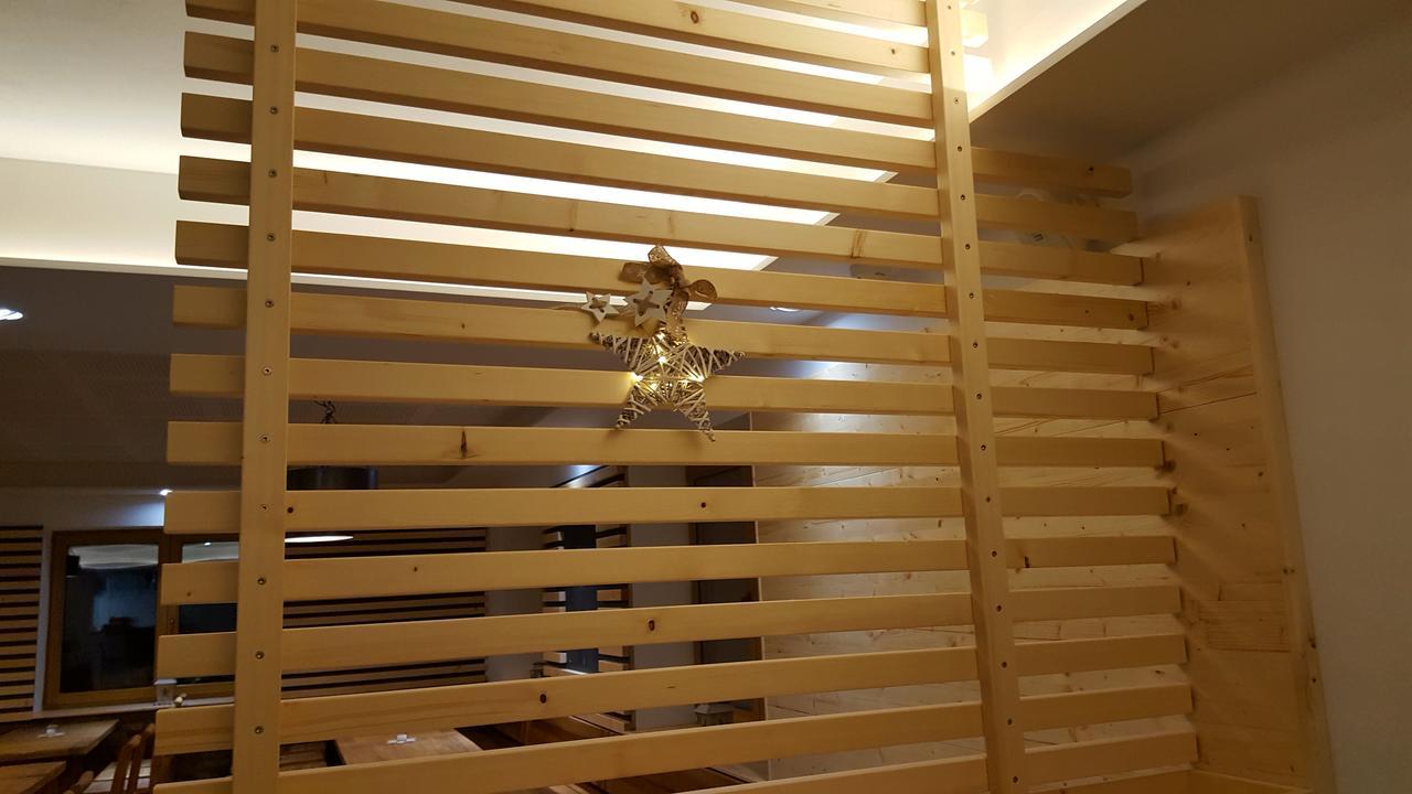 Hotel Obzor Пец под Снежко Екстериор снимка