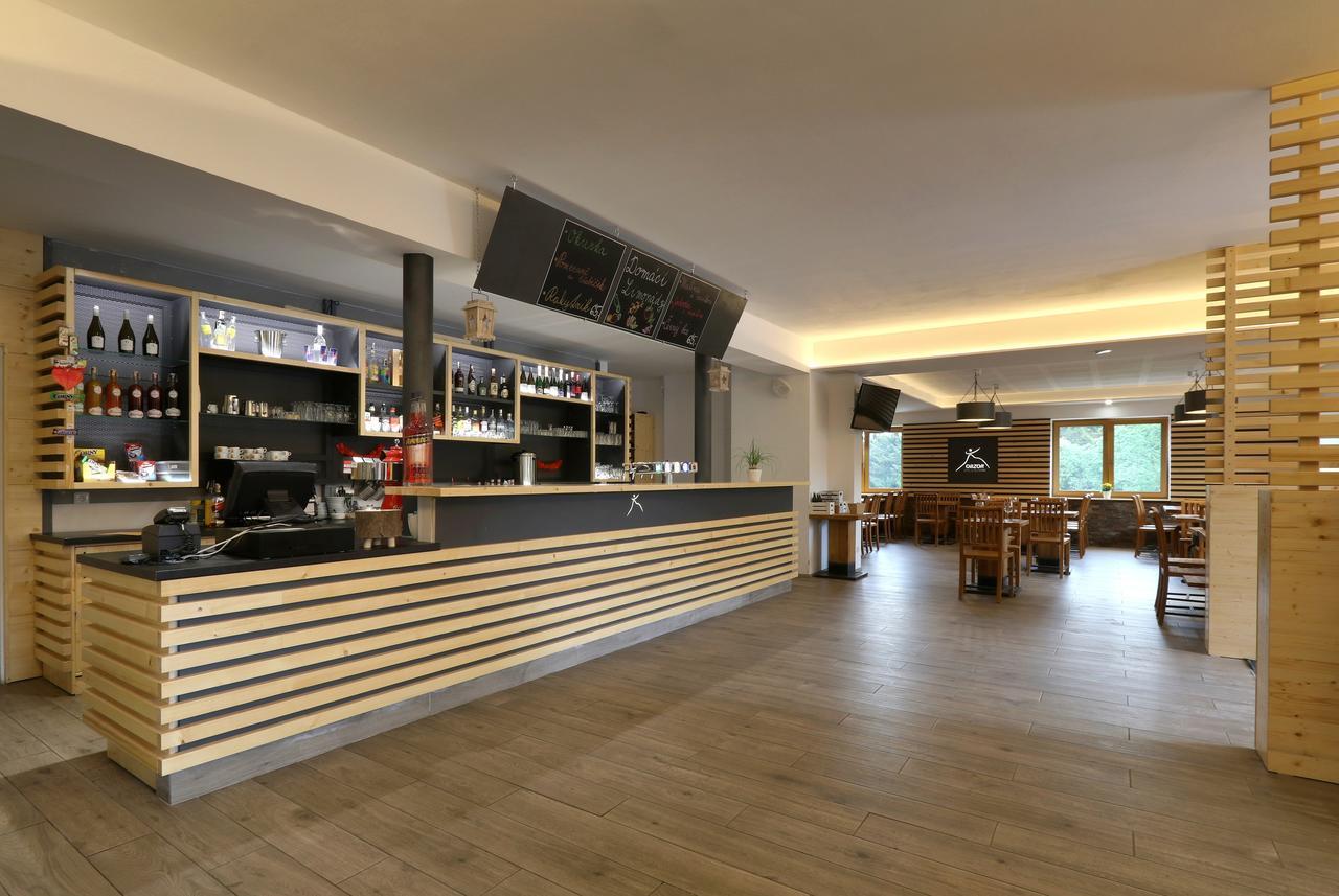 Hotel Obzor Пец под Снежко Екстериор снимка
